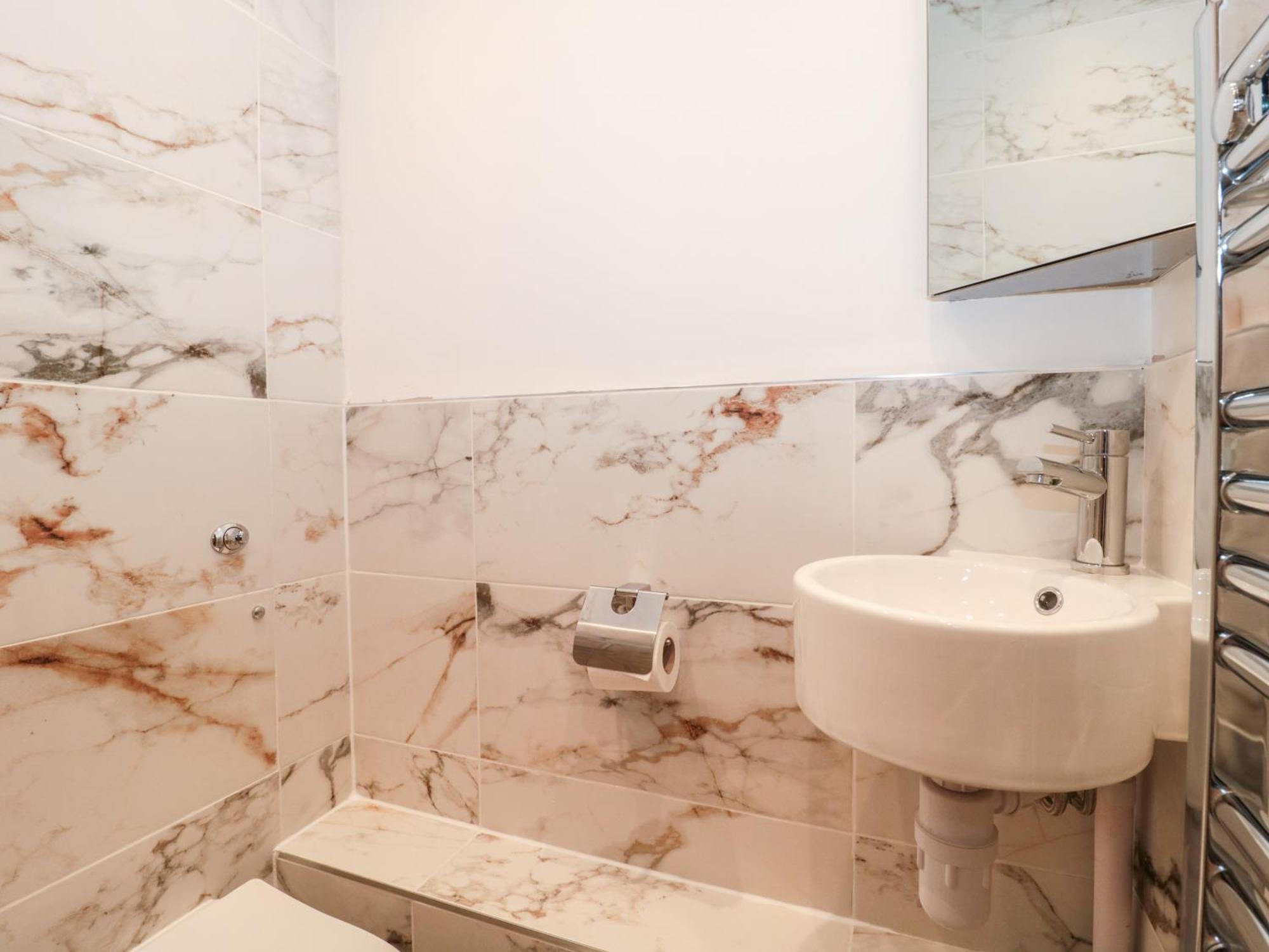 Purbeck Hotel Apartments - Flat 5 스와니지 외부 사진