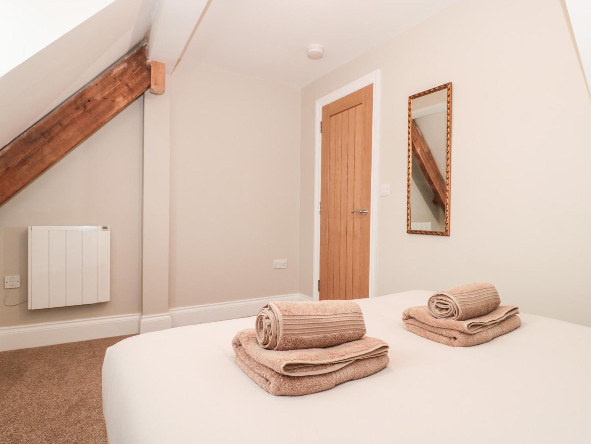 Purbeck Hotel Apartments - Flat 5 스와니지 외부 사진